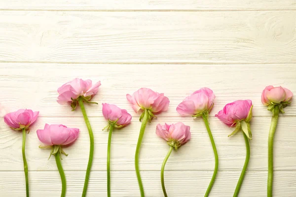 Lindas flores frescas de ranúnculo — Fotografia de Stock