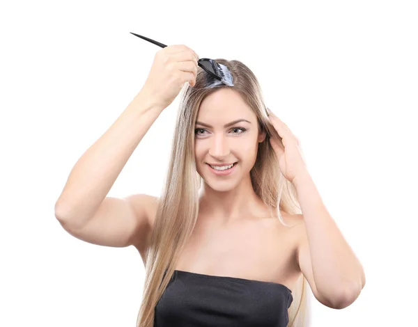 Mujer joven teñido pelo —  Fotos de Stock