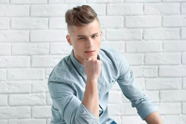 Handsome young man posing — Stock Photo, Image