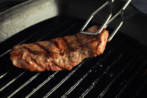 Steak na gril pánev — Stock fotografie