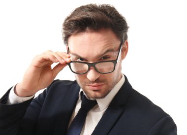 Yakışıklı genç adam. 