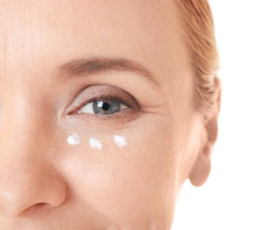 kadın yüz Anti-Aging Krem 