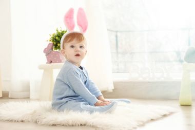 Sevimli küçük bebek 
