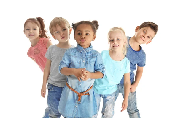 Lindos niños pequeños sobre fondo blanco —  Fotos de Stock