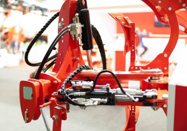 Modern traktör pulluk 