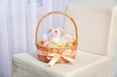 Paskalya sepeti tatlılar 