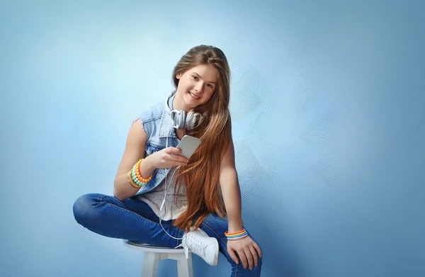 Pretty teenager girl — Stock Photo, Image