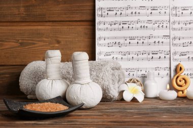 Spa aksesuarları ve nota 
