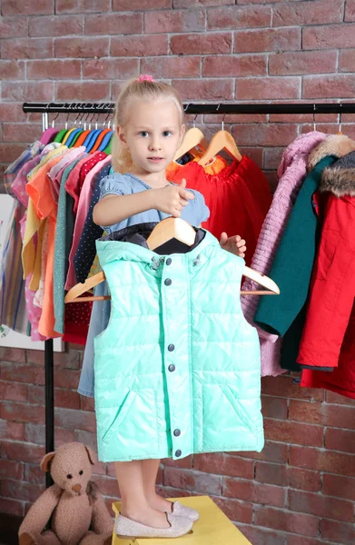 Cute girl in dressing room — Stock Photo, Image