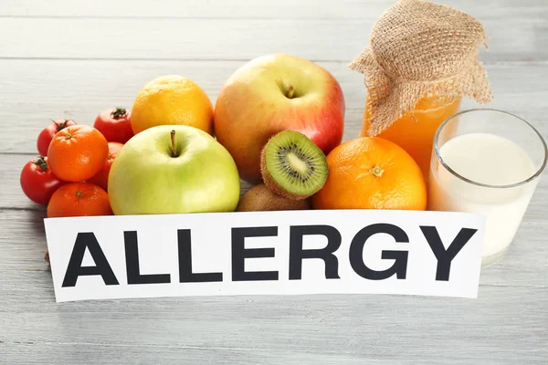 Text ALLERGY and food — Stock Photo, Image