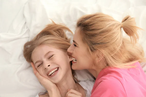 Happy mother and daughter — Stock Photo, Image