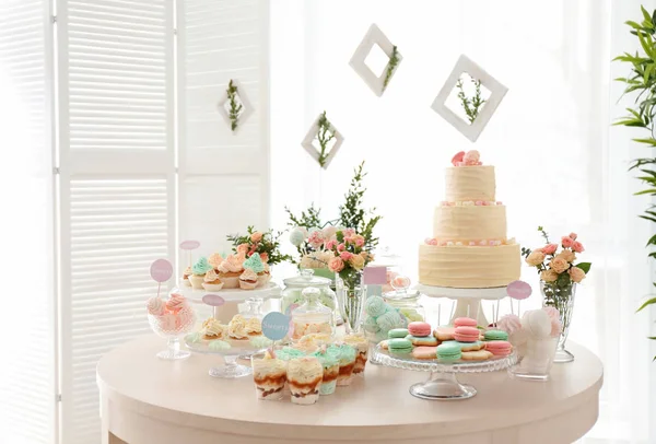 Dolci preparati per la festa — Foto Stock