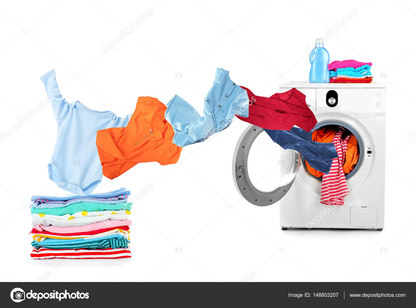 Washing machine and flying clothes Stock Photo by ©belchonock 148803207
