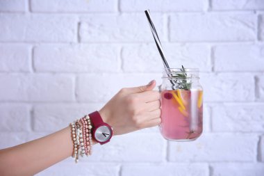  el ile taze limonata kavanoz 