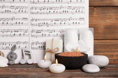 Spa aksesuarları ve nota 