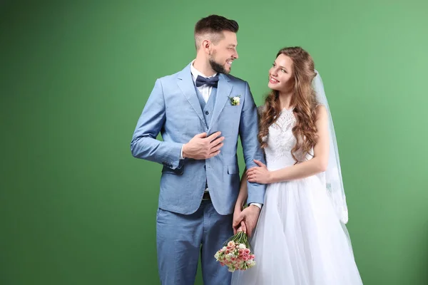 Happy wedding couple — Stock Photo, Image