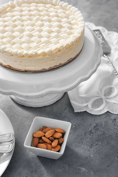 Cheesecake delicios pe stand — Fotografie, imagine de stoc