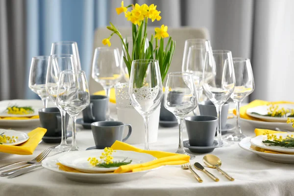 Beautiful table setting — Stock Photo, Image