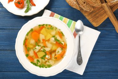 Tavuk çorbası ile plaka 