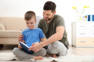 Baba ve oğul okuma kitabı 