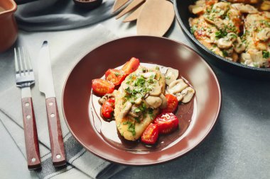 Lezzetli marsala tavuk 