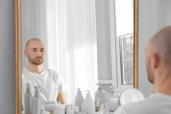 Concepto de pérdida de cabello. —  Fotos de Stock