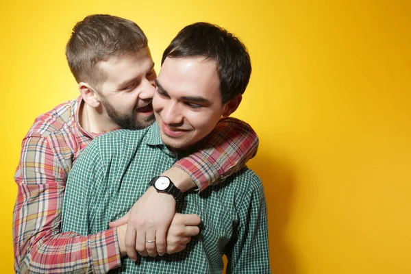 Happy gay couple — Stock Photo, Image