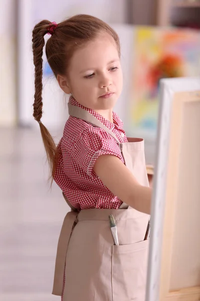 Cute little artist painting picture — Stock Photo, Image