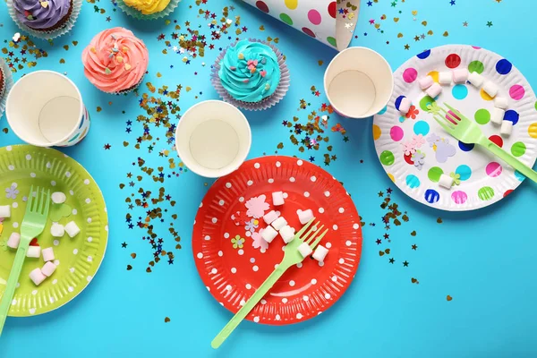Birthday sweets and decorations — Stock Photo, Image