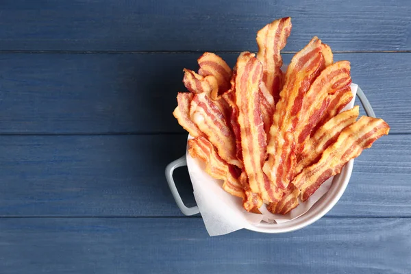 Fatias de bacon saborosas — Fotografia de Stock