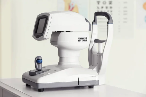 Modern tonometer in ophthalmologist's office — Stock Photo, Image