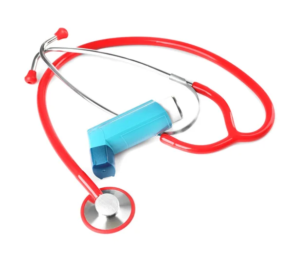 Inhalator astmy i stetoskop — Zdjęcie stockowe