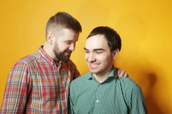 Happy gay couple — Stock Photo, Image