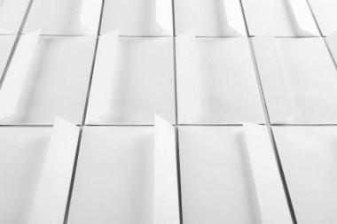 Marka için boş dizi zarf, yakın çekim