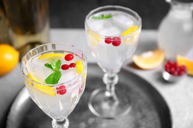 Yaban mersini ile serinletici kokteyller