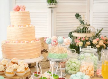 Masada lezzetli tatlılar 