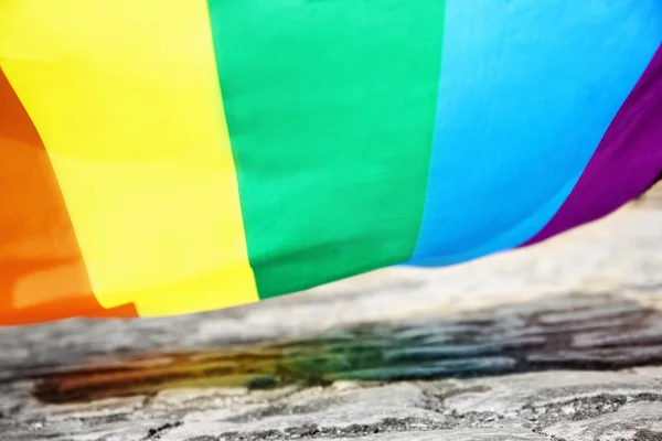 Bandera gay sobre adoquines —  Fotos de Stock