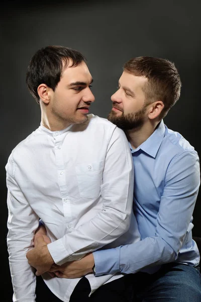 Glückliches schwules Paar — Stockfoto