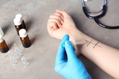 Hasta yapma alerji testi 