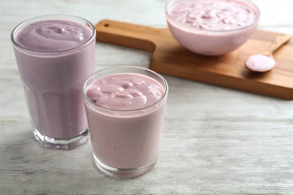 Glasses of homemade yogurt — Stock Photo, Image