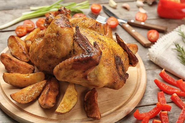 Roasted beer can chicken — Stock Photo, Image