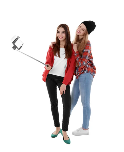 행복 한 젊은 여성 selfie를 복용 — 스톡 사진