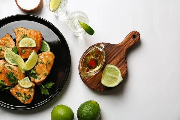 Taco lezat dengan jeruk nipis tequila — Stok Foto