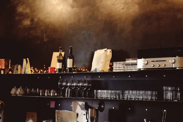 Bartenderns arbetsplatsen i bar — Stockfoto