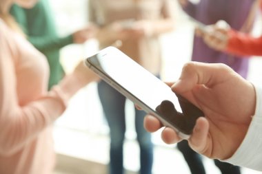 Erkek el ile smartphone