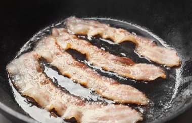 Domuz pastırması lezzetli şeritler 