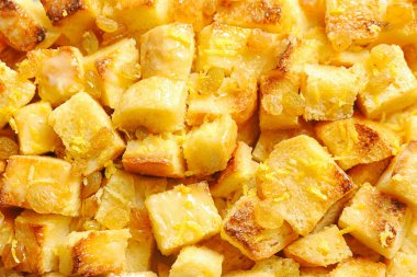 lezzetli ekmek pudingi 