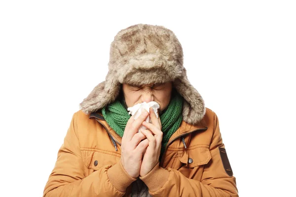 Pemuda sakit dalam pakaian hangat — Stok Foto