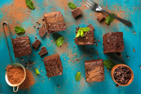 Вкусные шоколадные пирожные — стоковое фото