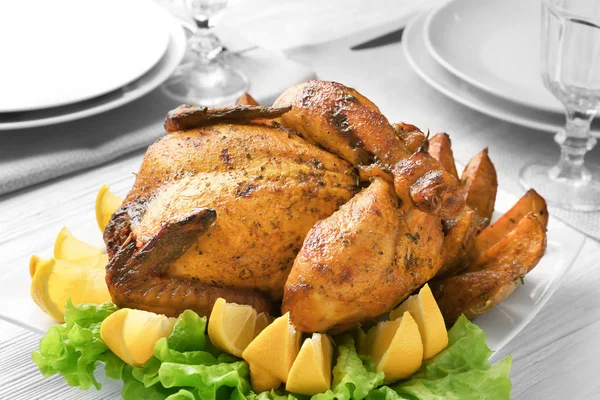 Roasted beer can chicken — Stock Photo, Image